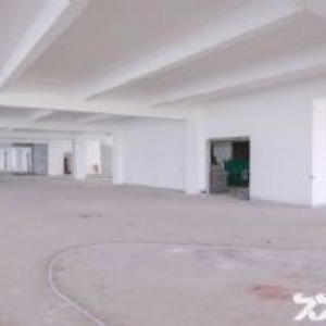 出租浦阳工业园内8500方厂房，整租160万。可分租价格面谈