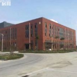 800−5000方独立产权厂房出售，可用行车，首